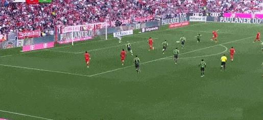 半场-拜仁暂2-0狼堡 兹沃纳雷克处子球格雷茨卡破门