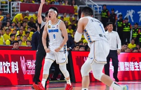 还有悬念吗？CBA两组半决赛均为2-0，此前仅有一次0-2翻盘