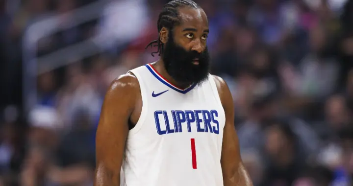 信不信由你，NBA现役名副其实超巨就5人 伦纳德都存争议