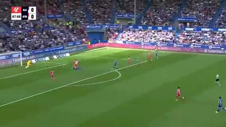 西甲-阿尔瓦雷斯红牌取消 马竞0-0闷平阿拉维斯