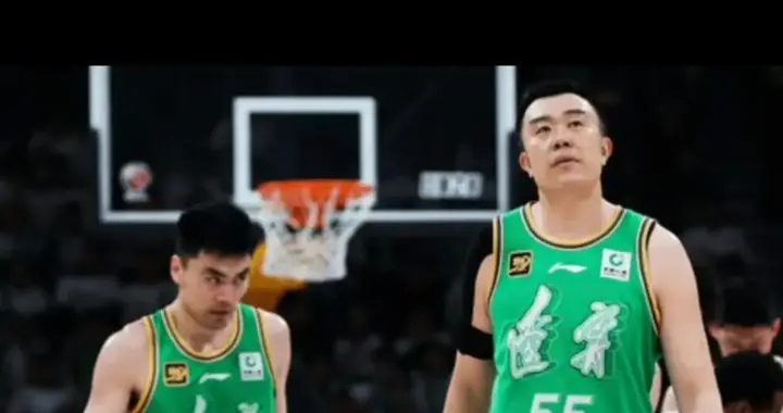 暂时不退役了？韩德君将助辽宁再冲冠：辽篮全运会能夺三连冠吗？
