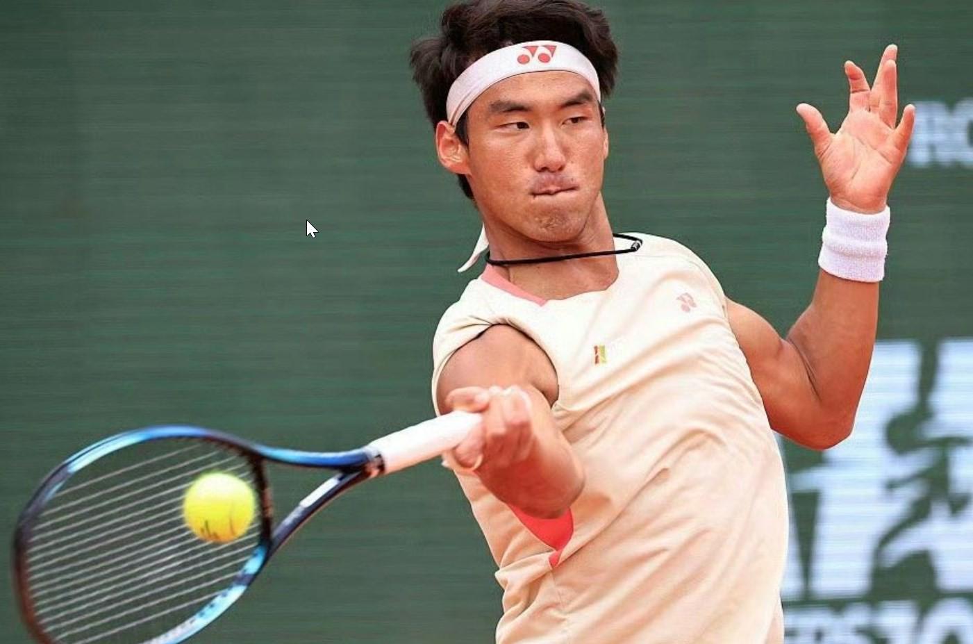 ATP都灵挑战赛：布云朝克特击败本土资格赛球员福尼奥，迎开门红