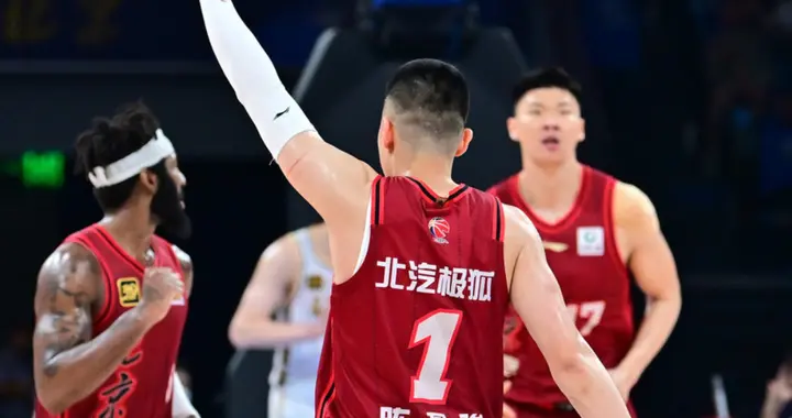 奇耻大辱？CBA总决赛最糟糕五人组：北京五虎在场竟输了114分？