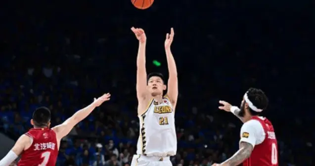 G4广厦106-73大胜北京 球员评价：4人满分，4人及格，奈特低迷