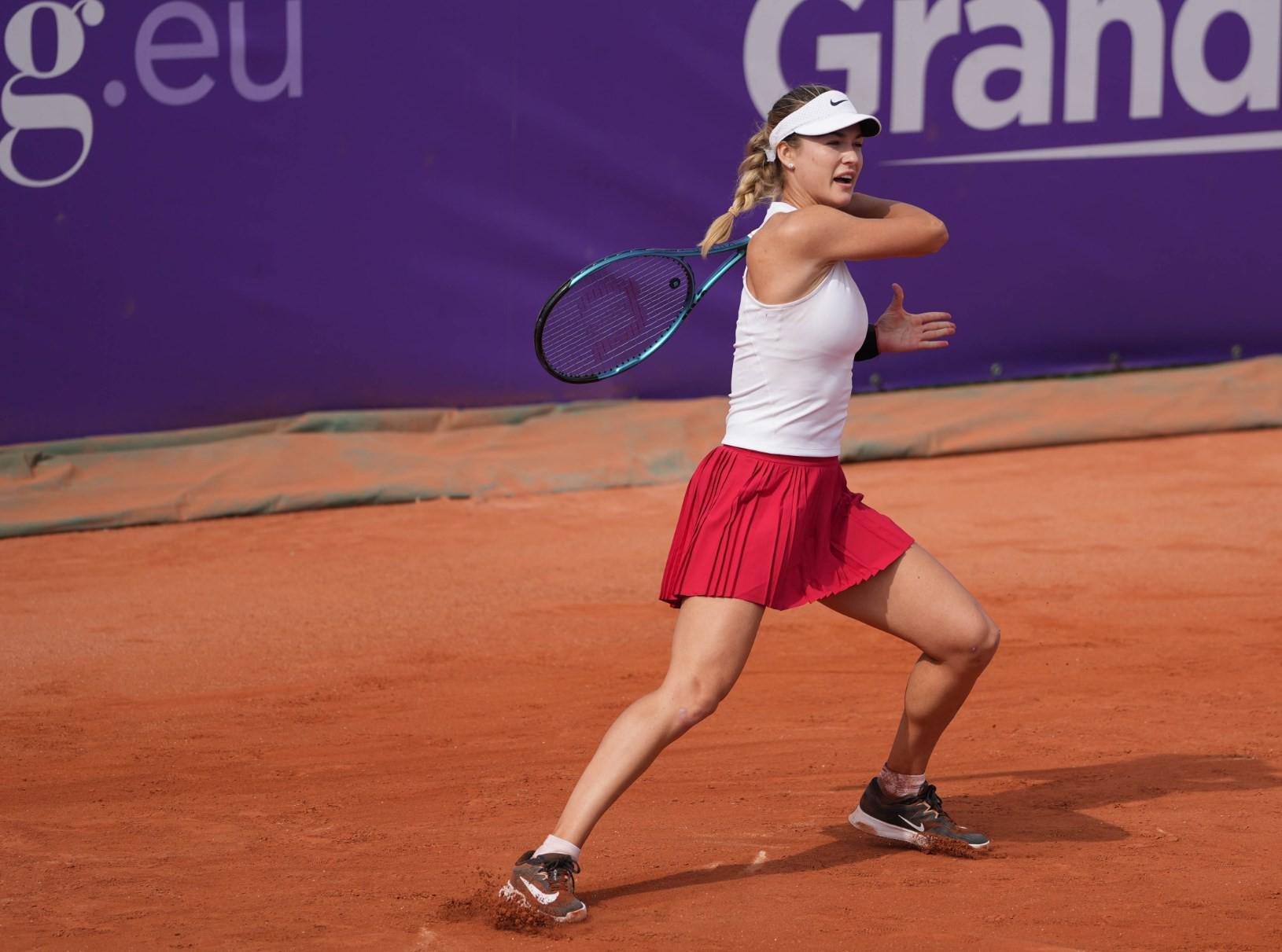 WTA500斯特拉斯堡站：卡林斯卡娅2-1逆转头号种子佩古拉