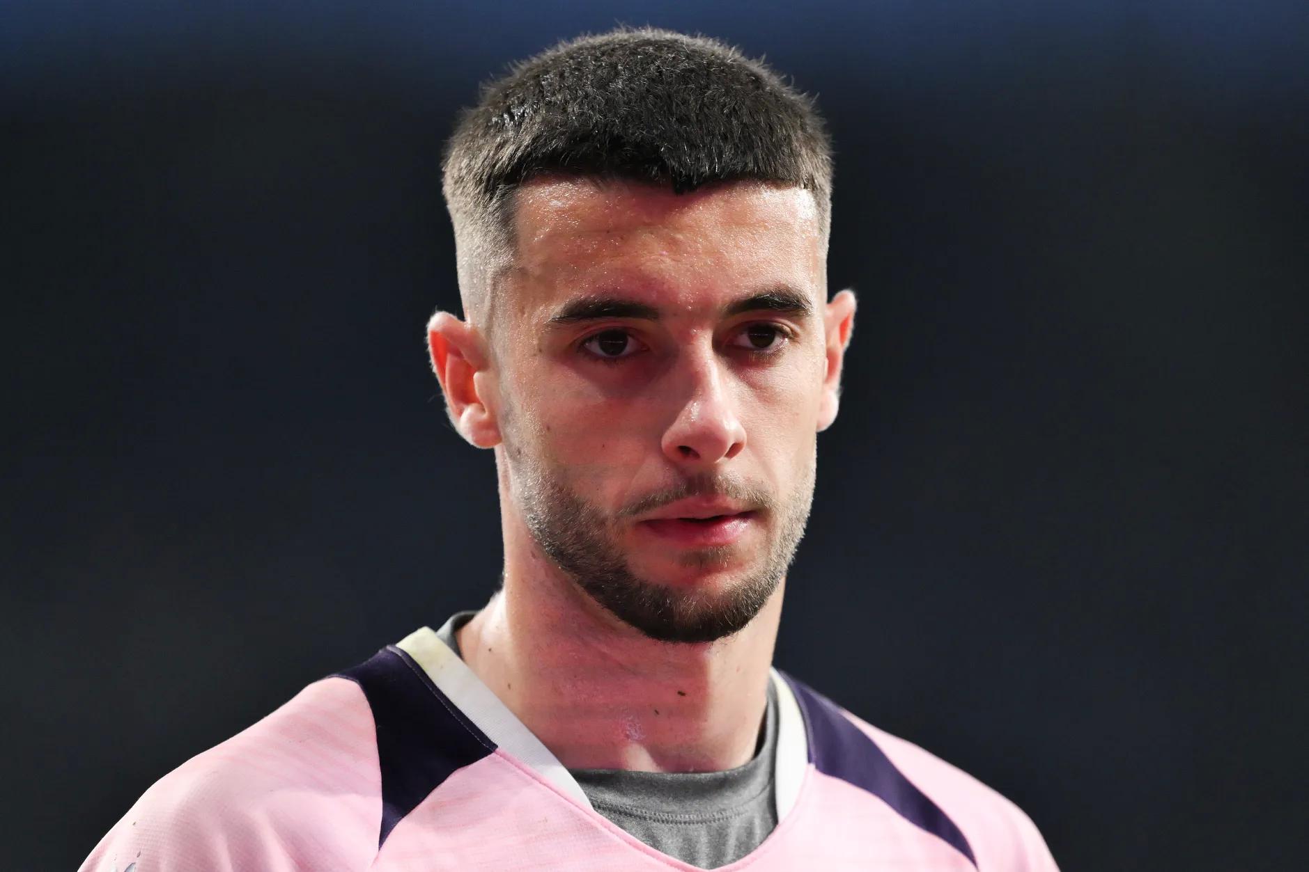 英媒：维拉和阿森纳竞争霍安-加西亚失败，巴萨即将签下他