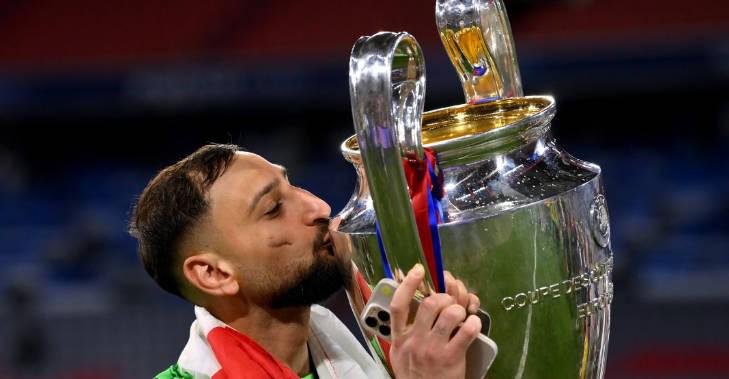 迪马：曼城始终对多纳鲁马保持兴趣，瓜帅希望能签下球员