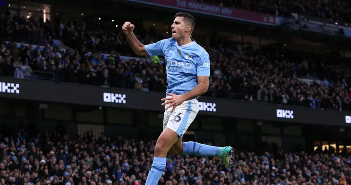 顶薪续约！曼城全力留住金球先生 没有他瓜迪奥拉的传控真玩不转