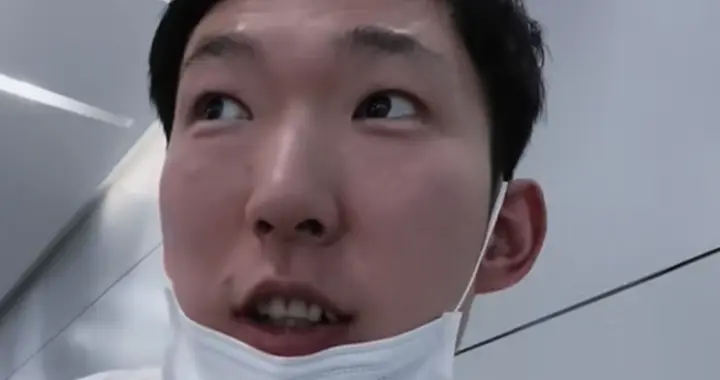 周琦抵达杭州开启合练！被孙铭徽调侃喊波兰人，自嘲打不过就加入