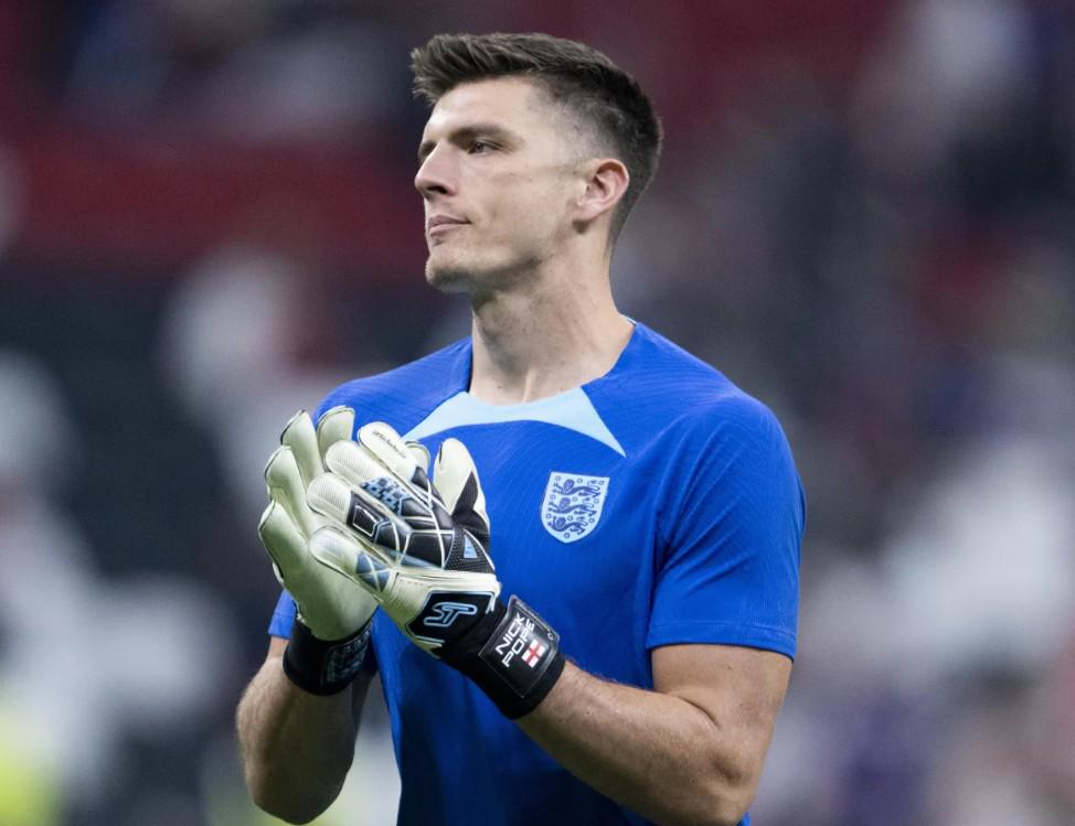 邮报：若特拉福德加盟纽卡波普可能离队，利兹联对后者有意