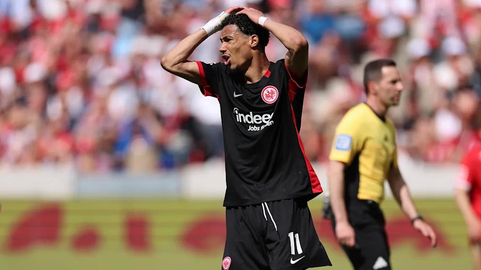 图片报：切尔西领跑埃基蒂克争夺战，但尚未与法兰克福接触