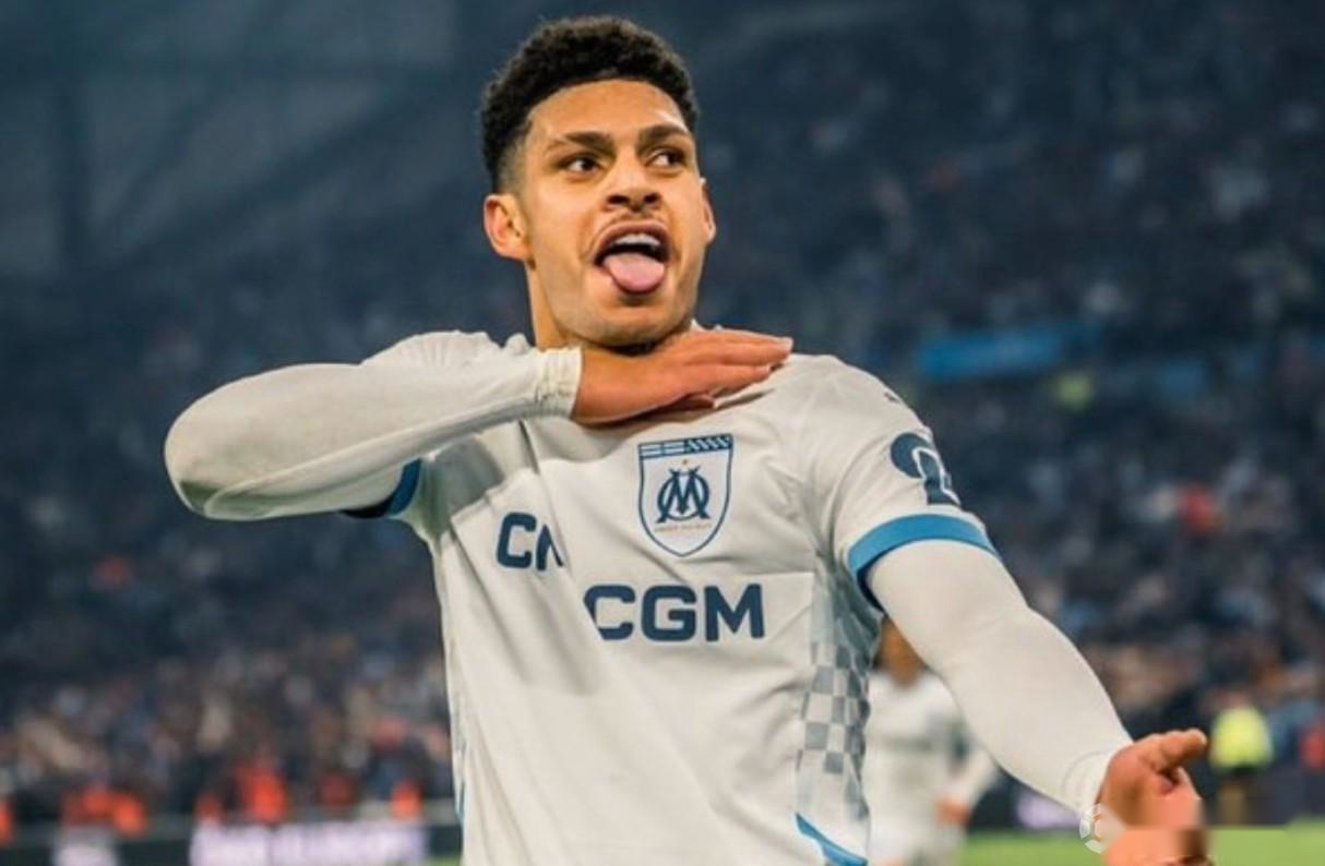 罗马诺：未来几天内，国米将官宣新援路易斯-恩里克与苏契奇