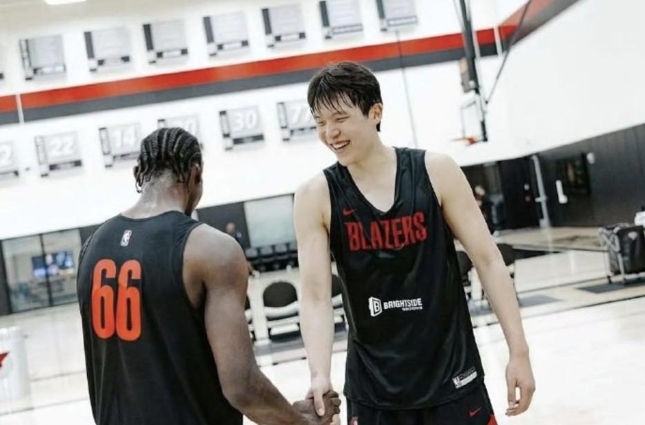 NBADraft.net更新模拟选秀榜：杨瀚森升至第35位被76人队选中