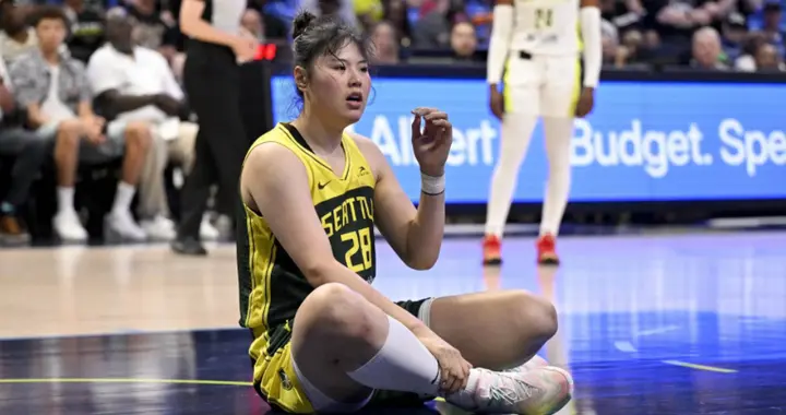 篮协终于开窍了？李月汝遭WNBA无视后：他们竟罕见出手力挺小宝！