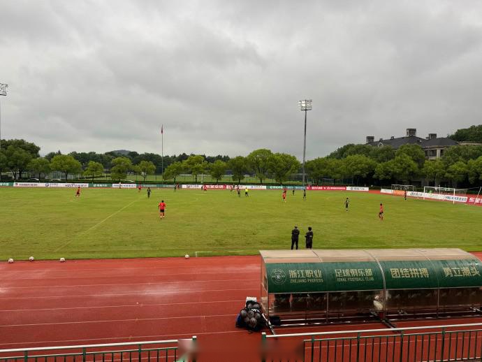 博主：浙江队热身赛3-0苏州东吴，试训外援卢卡送助攻