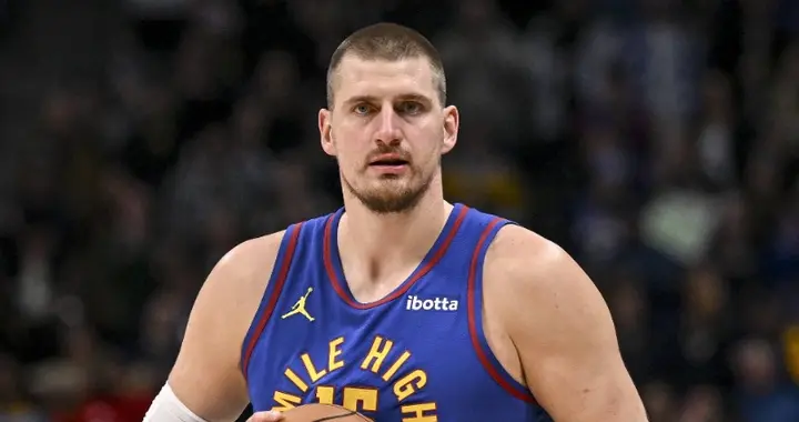 谁说没腹肌就打不了NBA？这5人如果联手 总冠军能拿到手软