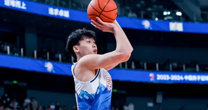 男篮全运最让人失望球队！新疆23分惨败被淘汰：0胜7负出局太可笑