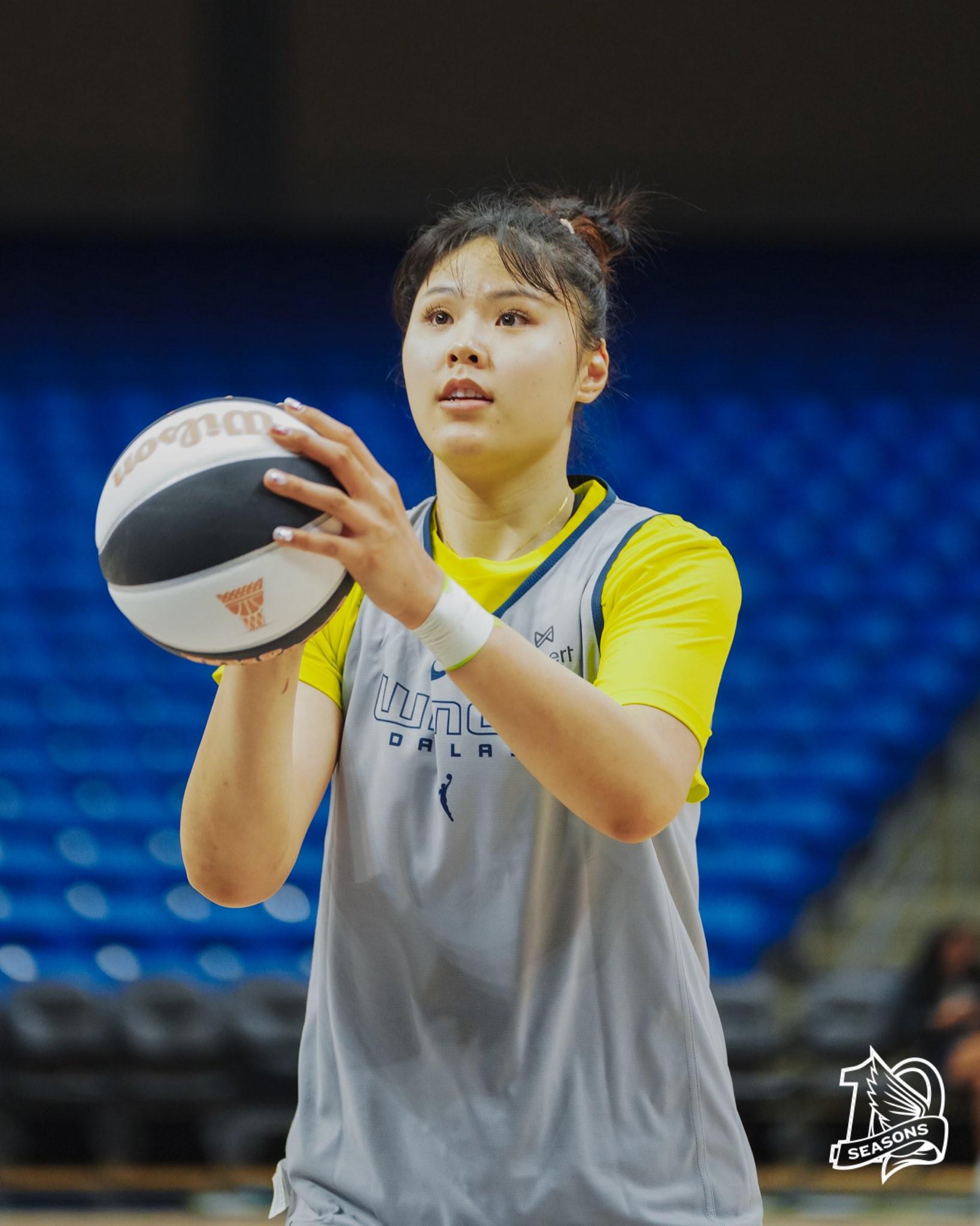 李月汝达拉斯飞翼首秀替补出场13分钟，3中1得2分2板2助2犯