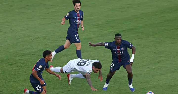0-1！世俱杯爆大冷门，大巴黎不敌博塔弗戈，新科欧冠冠军首败