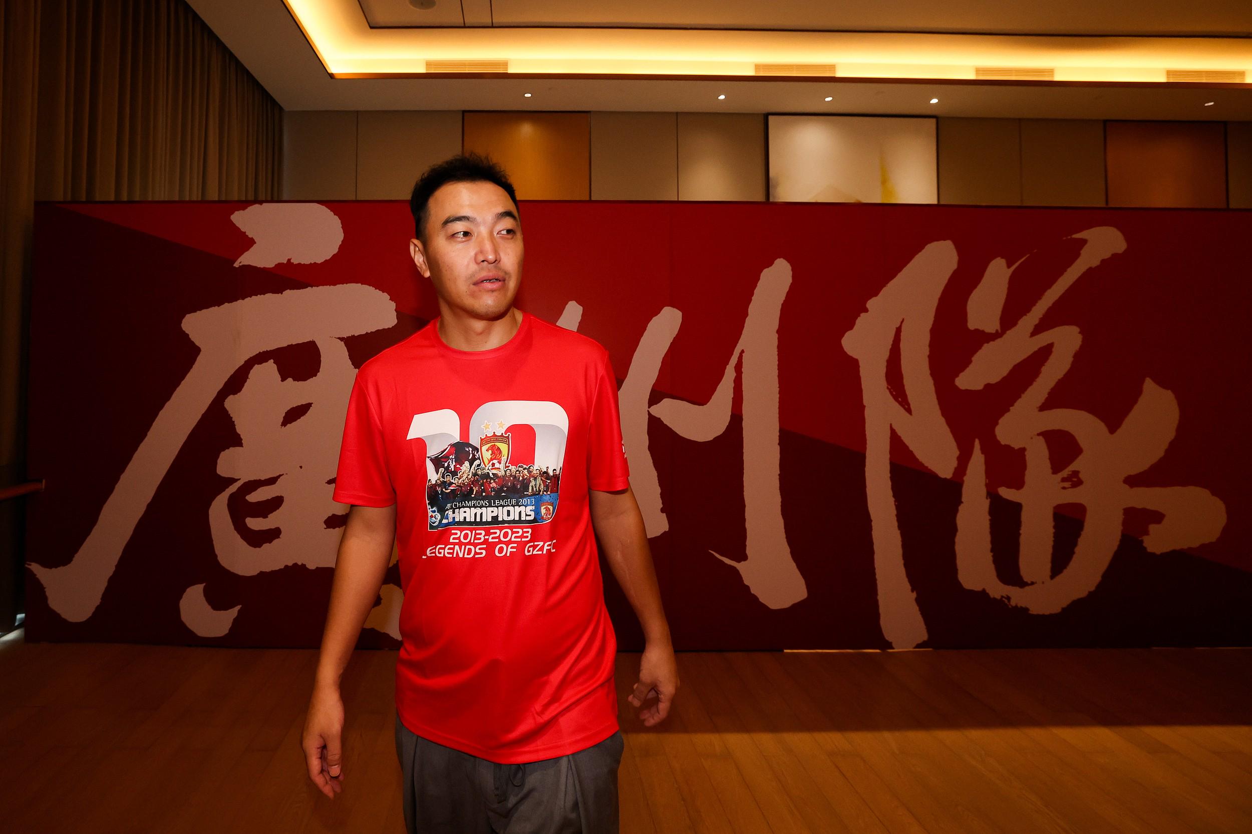 冯潇霆：第一次参加世俱杯没想着能赢；被拜仁揍得不行了