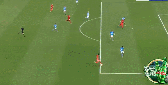半场战报：海港2-0英博，李新翔传射，古斯塔沃脚后跟破门
