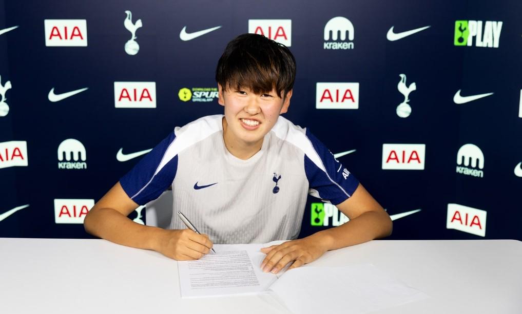 官方：19岁日本女足国脚古贺塔子加盟热刺女足