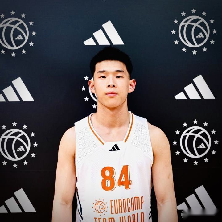 记者：4支NBA球队有意邀请林葳参加夏联；篮网有意签约中国球员