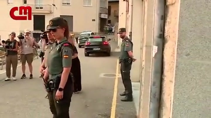 万分悲痛！若塔妻子被人搀扶着离开法医研究所 经纪人门德斯现身