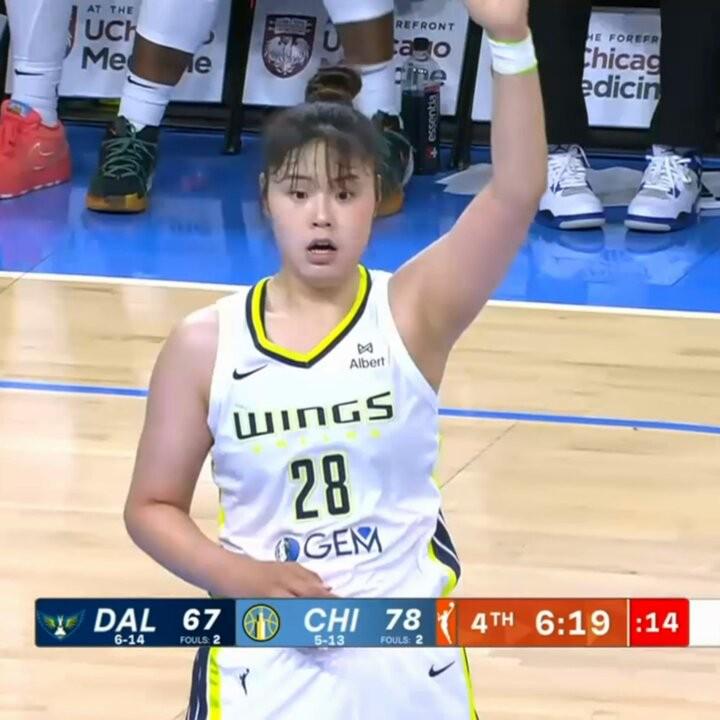 可圈可点，李月汝11中7砍赛季新高18分外加10板1帽，三分7中4