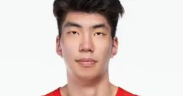 男篮胜荷兰！王俊杰+2内齐发挥，三宁小胡顶后场，赵睿一塌糊涂！