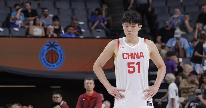 舆论的压力？杨瀚森退出亚洲杯原因揭晓，中国篮协这回做对了