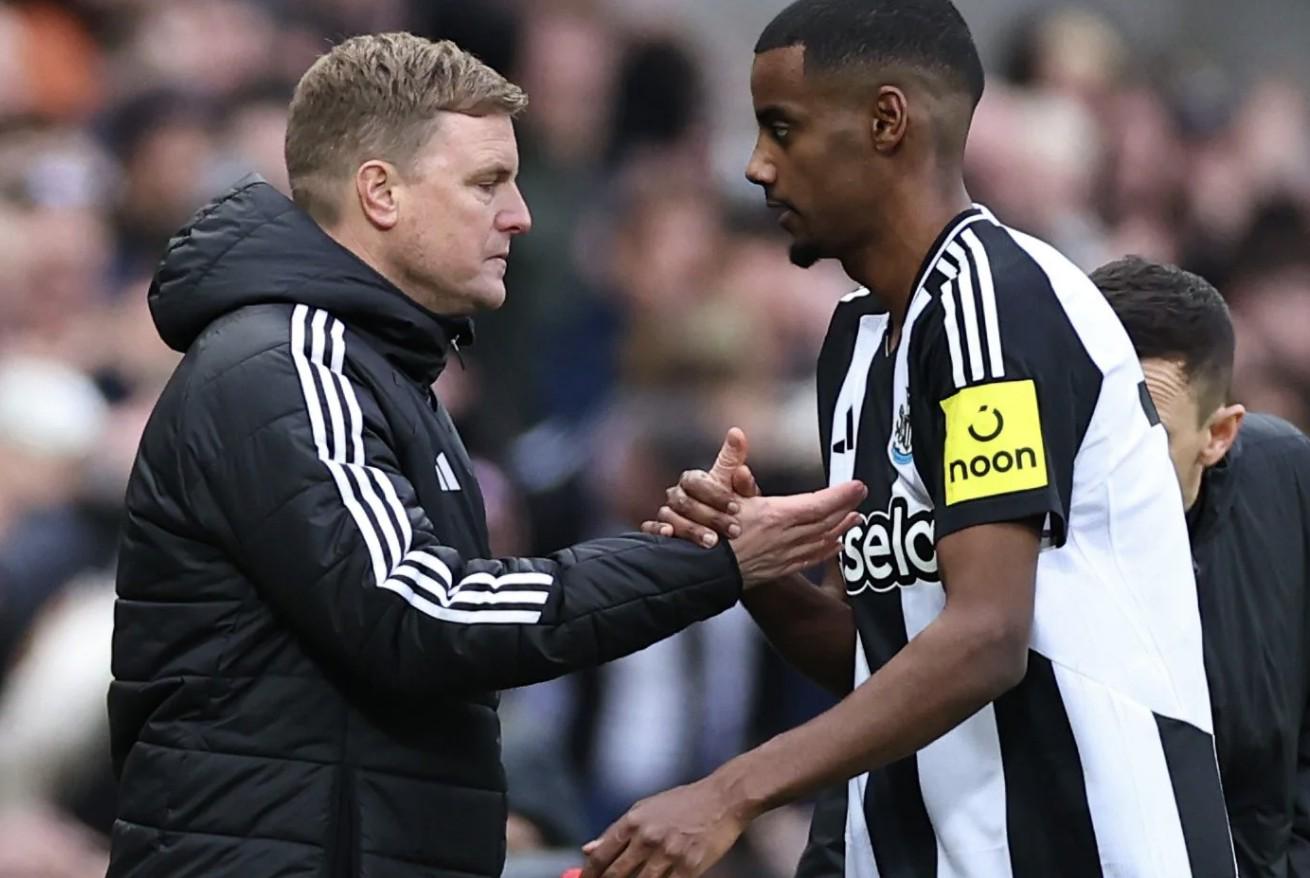 电讯报：允许伊萨克加盟竞争对手有可能使纽卡退步数年