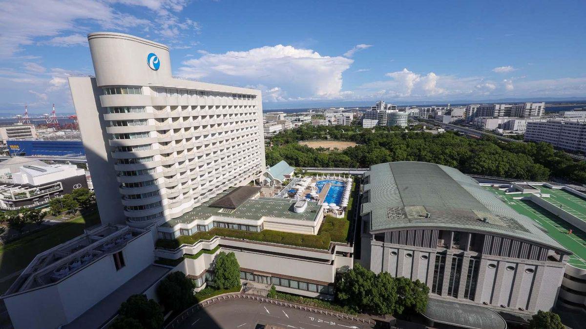 每体介绍巴萨日本下榻酒店：位于人工岛，能确保球队免受打扰