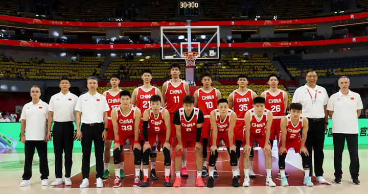 有惊喜！中国队12记三分全队11人得分 男篮热身赛大胜波黑