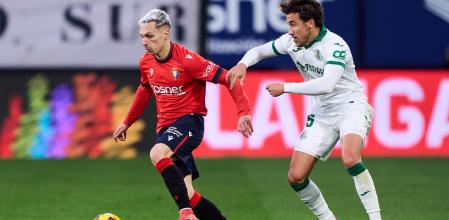 世体：萨拉戈萨抵达维戈，准备接受塞尔塔体检并完成租借签约