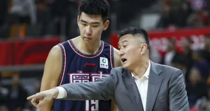 广东男篮阵容大调整！张明池正式解约，张文逸C类合同留队