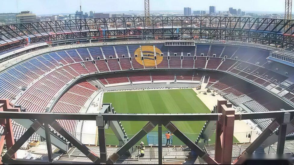 每体：诺坎普球场改建工程进展显著，巴萨争取9月中旬重返