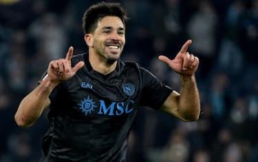 天空：都灵接近签下那不勒斯前锋小西蒙尼，交易会在今天完成