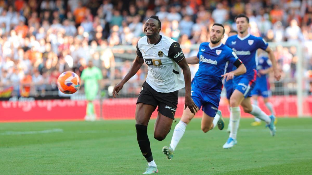 西媒：瓦伦西亚希望续租前锋萨迪克，皇家社会准备放人