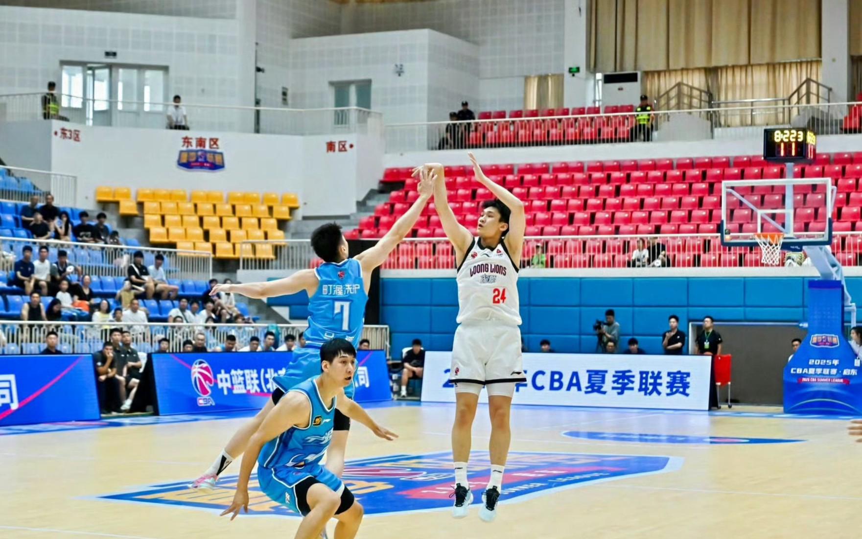 状态不俗，管子煜CBA夏联首秀高效得24+4+5