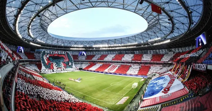 “蓉”耀亚洲！巨幅TIFO+超四万人见证下晋级亚冠，成都蓉城正通向亚洲顶级？