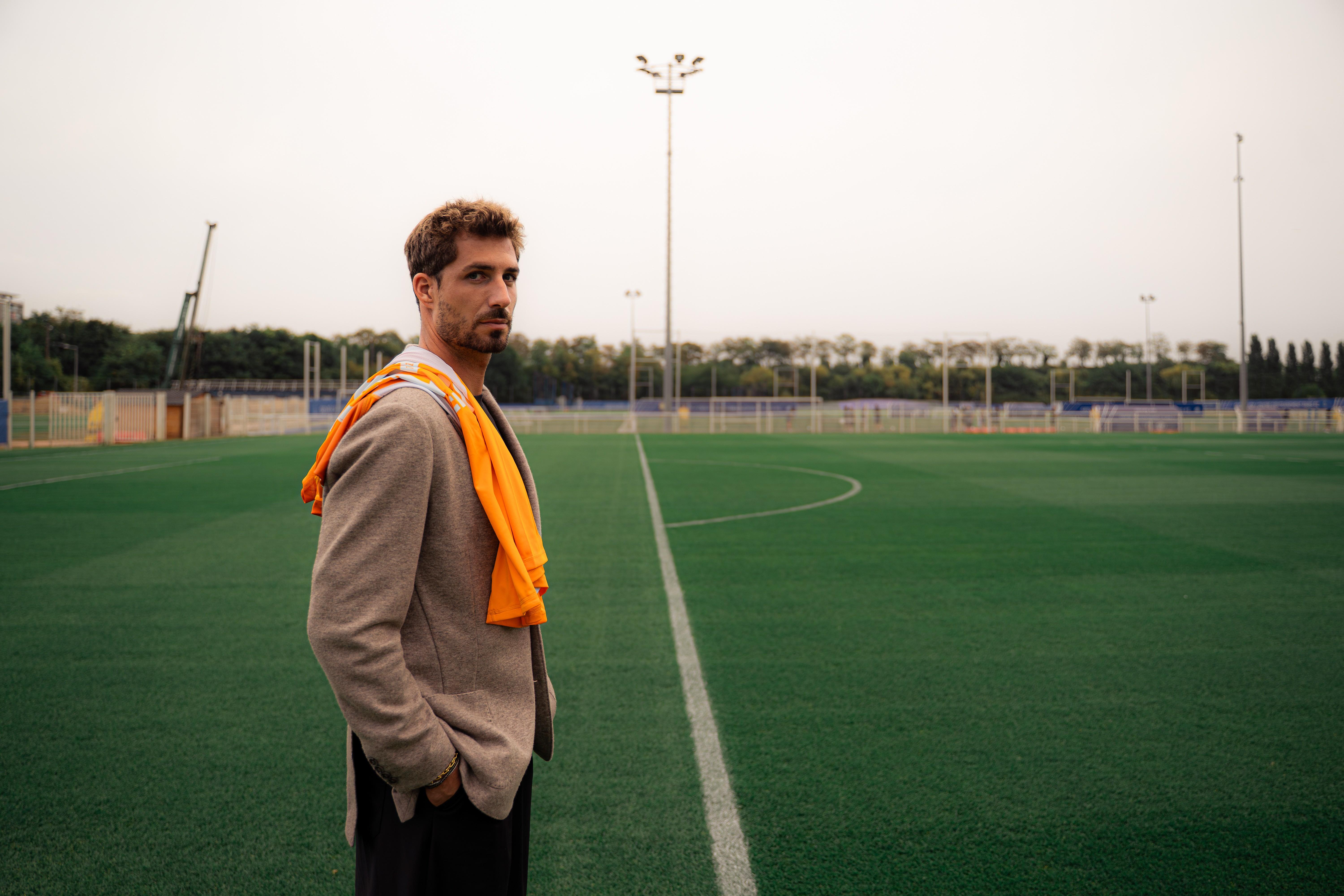 官方：法兰克福门将特拉普加盟法甲升班马巴黎FC，签约3年