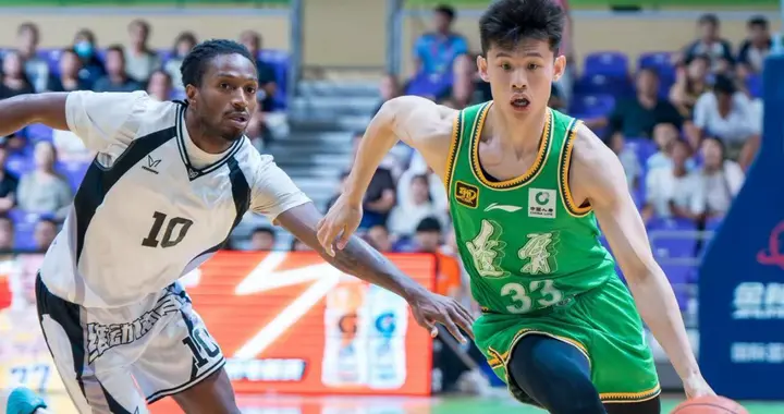 辽宁90-81美国球队迎4好消息！姜宇星王岚嵚得分太强，张陈稳内线