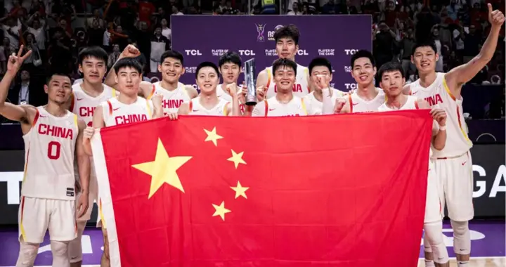 不打了！今年确定离开CBA！他21岁就成为本土得分王
