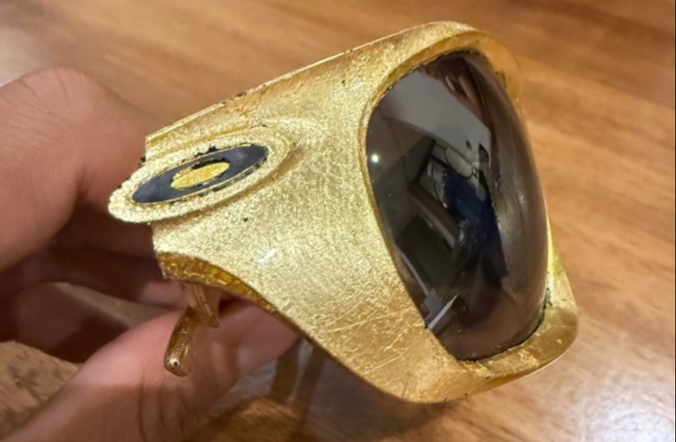 姆巴佩社媒晒照 展示欧洲金靴纪念品