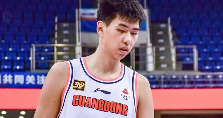 徐昕换崔永熙，宏远回购期限存疑，转会资本明朗：看你能否全满足