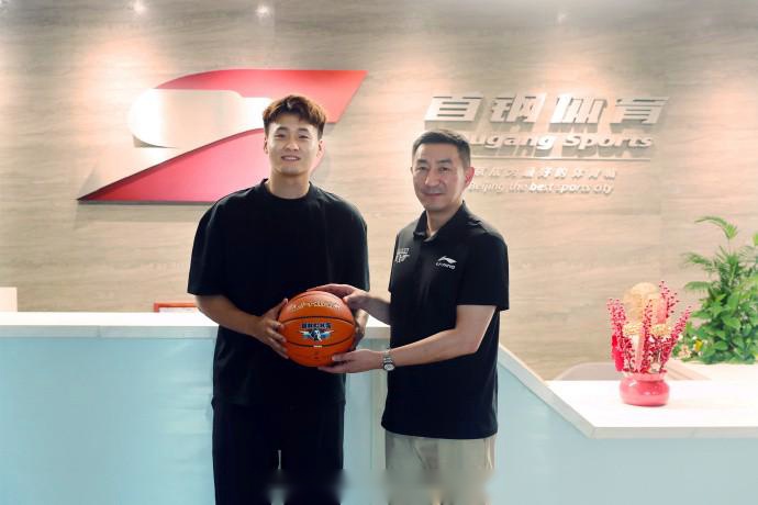 赵睿：感谢广东、新疆俱乐部的支持，在北京尽力冲击更好成绩