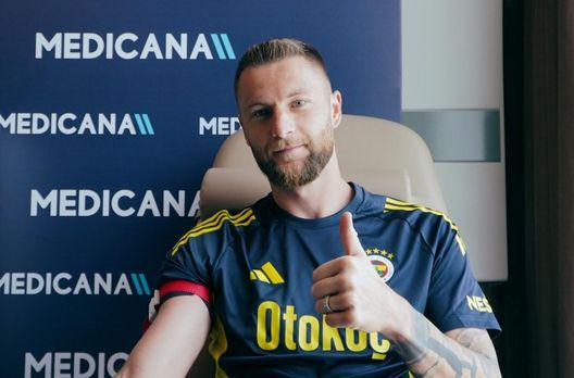 什克：今夏没和米兰联系，但没有什么是不可能的；目前我很开心