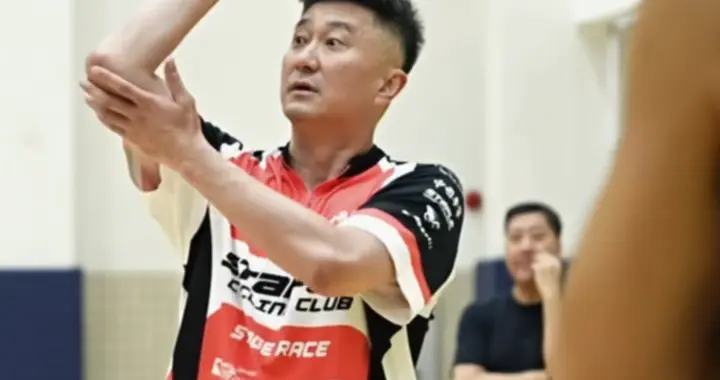 广东更训练！外线球员强化投篮，内线强化上篮，杜润旺焦泊乔交流