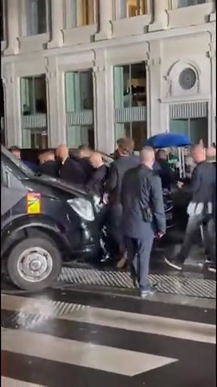 亚马尔在巴黎球迷的嘘声中离开金球奖颁奖典礼